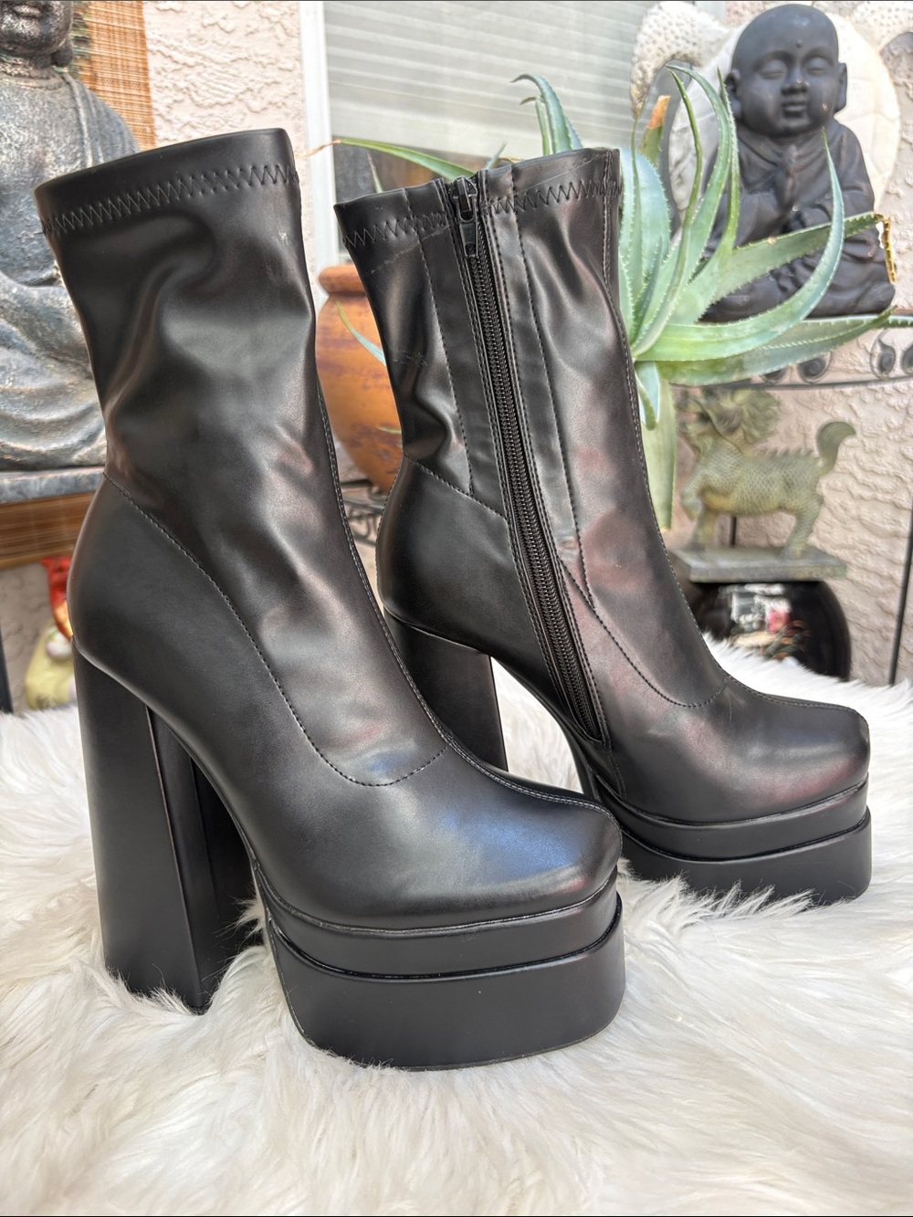Black Platform High-Heel Ankle Boots - Women - Picture 2 of 5